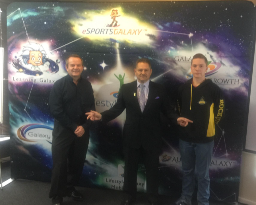 adrian_pilling_lifestyle_galaxy.png adrian_pilling_lifestyle_galaxy.png